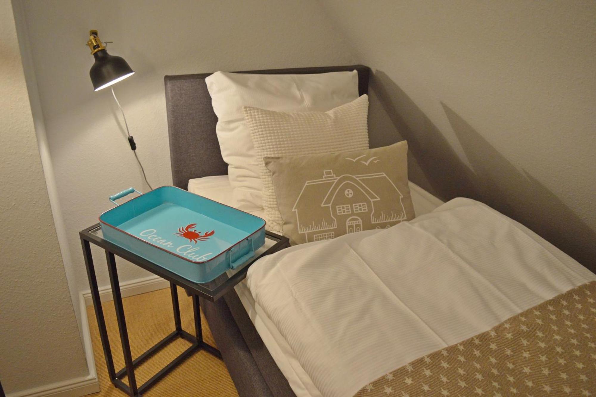 Morderne 3-Zimmerwohnung In Einer Hausscheibe Unter Reet Вестерланд Экстерьер фото